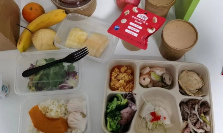 申花与海港顺利入境隔离完成