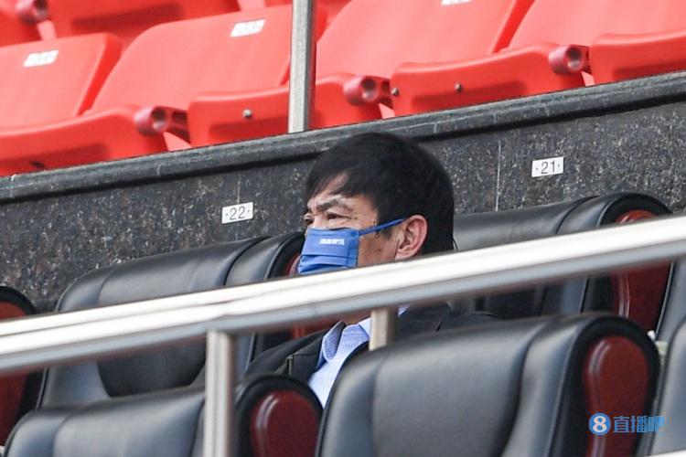 体坛周报独家报道：陈戌源现身上海德比