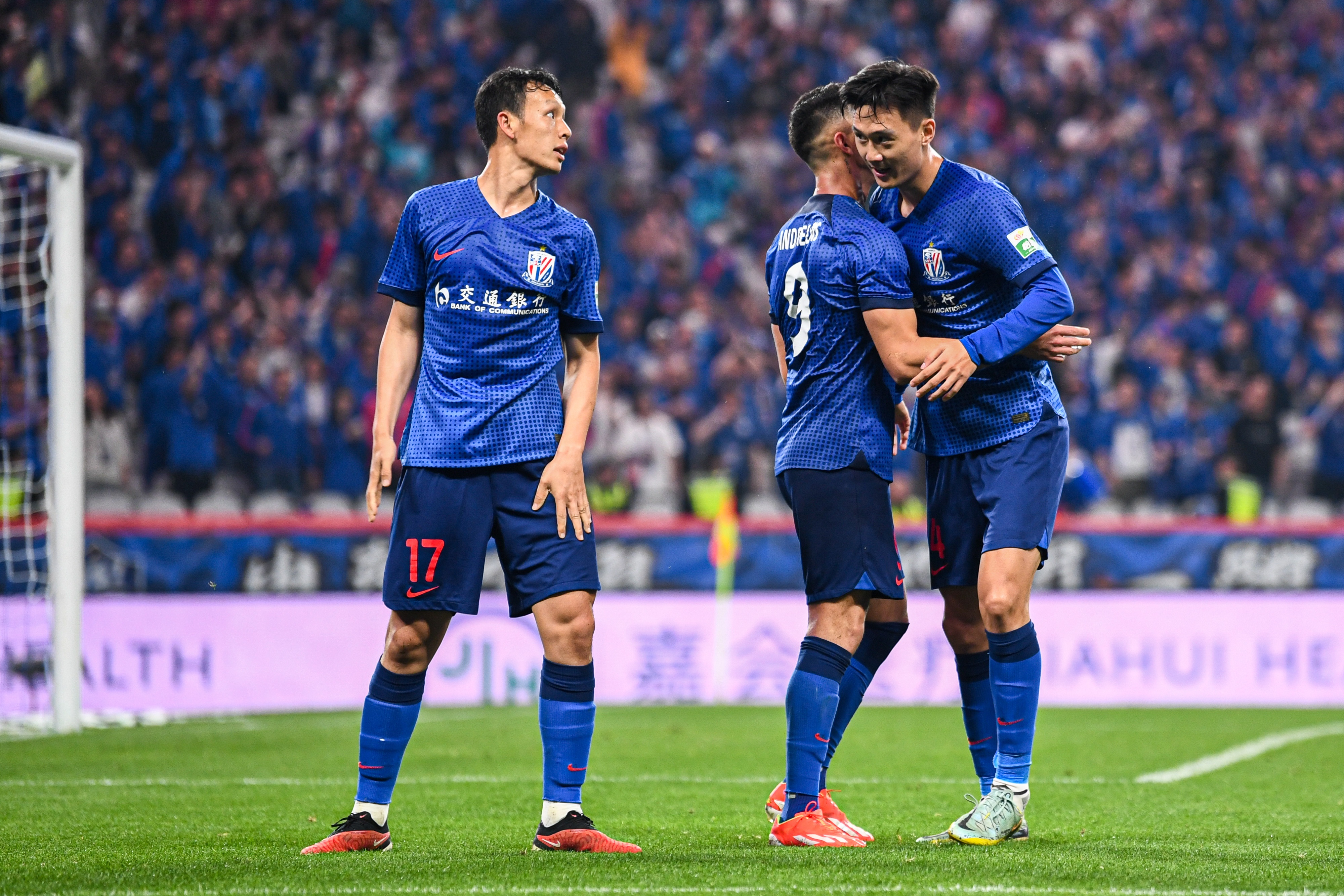 申花火力全开，4-0连克两强